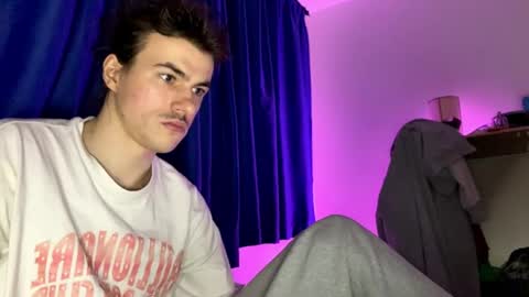 yayay333 online show from 04-16-26, 12:11