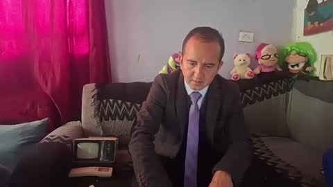 Snapshot of yazfore chatting on 09-08-25, 02:16 Hazzan online show from 09-08-25, 02:16