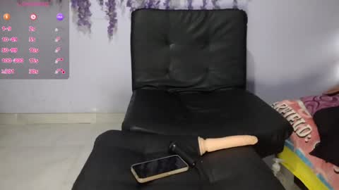 Snapshot of yazfore chatting on 06-01-26, 01:13 Hazzan online show from 06-01-26, 01:13