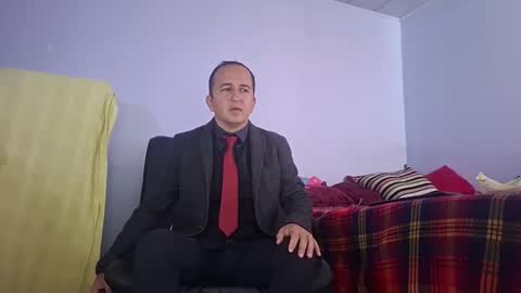 Snapshot of yazfore chatting on 06-11-26, 01:53 Hazzan online show from 06-11-26, 01:53