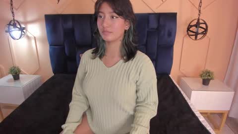 Snapshot of yazmin_rouse chatting on 12-04-24, 01:09 Yazmin online show from 12-04-24, 01:09