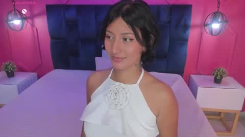 Snapshot of yazmin_rouse chatting on 03-12-26, 01:28 Yazmin online show from 03-12-26, 01:28
