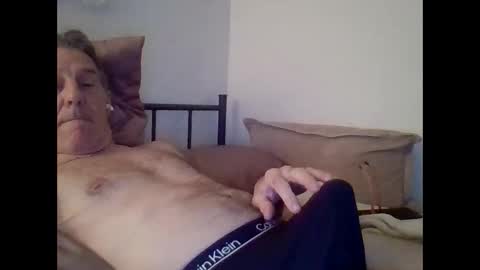 yeah_baby6988 online show from 09-29-25, 06:24