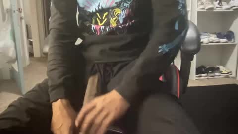 Snapshot of yeahitsrell2 chatting on 03-03-25, 01:42 Yeahitsrell online show from 03-03-25, 01:42