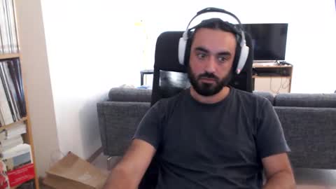 Snapshot of yeeaahoo chatting on 10-09-25, 07:17 yeeaahoo online show from 10-09-25, 07:17