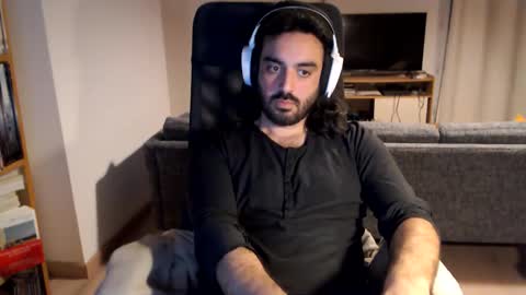 yeeaahoo online show from 02-12-26, 06:03