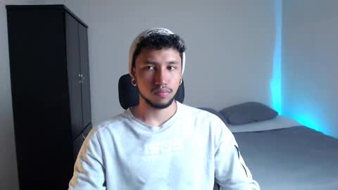 yeff online show from 09-29-25, 01:11