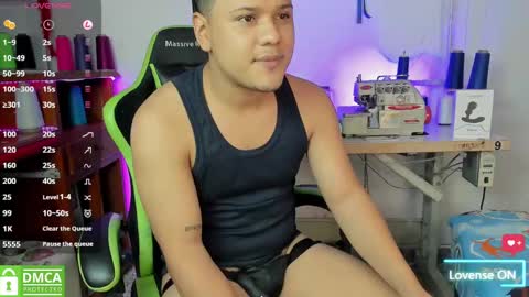 Snapshot of yeiko_44 chatting on 02-07-25, 01:04 Yeiko online show from 02-07-25, 01:04