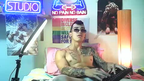 yeisoncastellanos1999 online show from 09-26-25, 05:39
