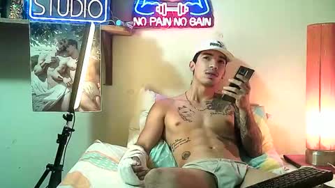 Snapshot of yeisoncastellanos1999 chatting on 01-13-26, 11:04 yeisoncastellanos1999 online show from 01-13-26, 11:04
