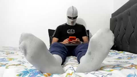 yeisongomezz online show from 06-08-26, 11:49