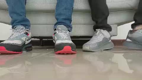 yeisongomezz online show from 07-19-26, 05:05