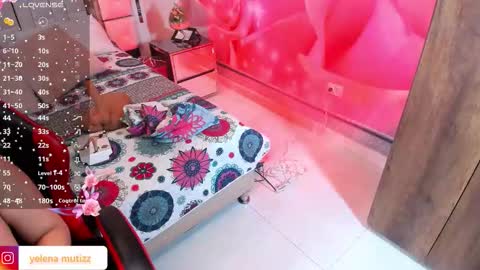 Snapshot of yelena_mutiz chatting on 02-16-26, 01:40 yelena online show from 02-16-26, 01:40