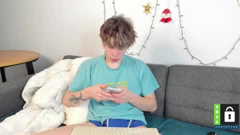 Snapshot of yen2025 chatting on 01-14-26, 09:20 Yen online show from 01-14-26, 09:20