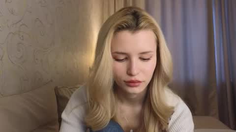 Snapshot of yennaone chatting on 03-05-26, 04:08 Yenna online show from 03-05-26, 04:08