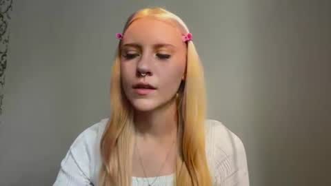 Lana online show from 07-15-26, 11:04