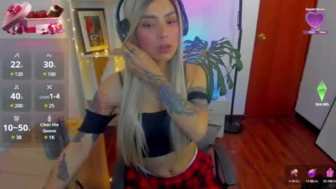 yeriawaddell  online show from 01-10-25, 12:38