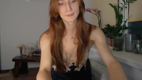 Zoe online show from 12-04-25, 09:34