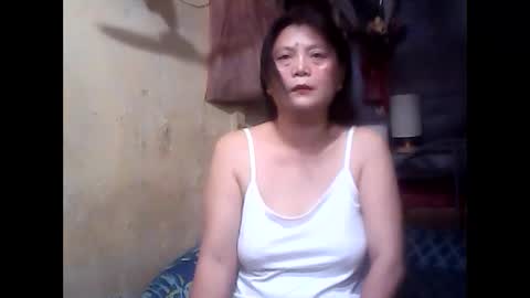 Snapshot of yesimpretty chatting on 06-06-26, 05:34 hi im bea online show from 06-06-26, 05:34