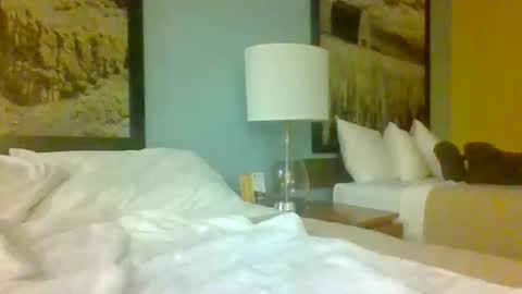 yesinchris7 online show from 11-07-25, 09:31