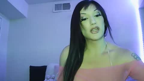 Snapshot of yesnatalia chatting on 06-11-26, 01:38 Natalia Rae 0. online show from 06-11-26, 01:38