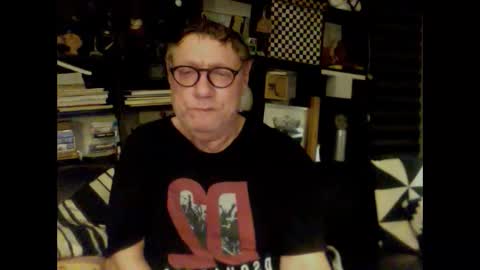 Snapshot of yessex247 chatting on 11-09-25, 03:38 yessex247 online show from 11-09-25, 03:38