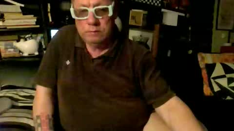 Snapshot of yessex247 chatting on 04-24-26, 01:52 yessex247 online show from 04-24-26, 01:52