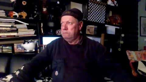 Snapshot of yessex247 chatting on 04-29-26, 11:44 yessex247 online show from 04-29-26, 11:44