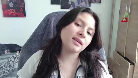 Snapshot of yessica_gomez01 chatting on 04-23-26, 07:38 yessica_gomez01 online show from 04-23-26, 07:38