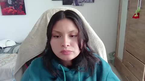 Snapshot of yessica_gomez01 chatting on 05-18-26, 10:04 yessica_gomez01 online show from 05-18-26, 10:04