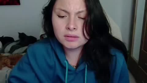 Snapshot of yessica_gomez01 chatting on 05-19-26, 01:56 yessica_gomez01 online show from 05-19-26, 01:56