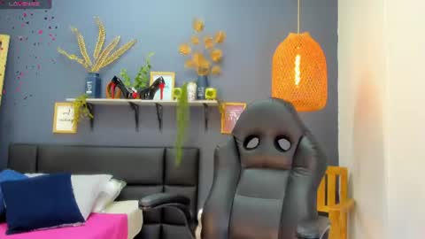 yessika_parker online show from 07-23-26, 08:45