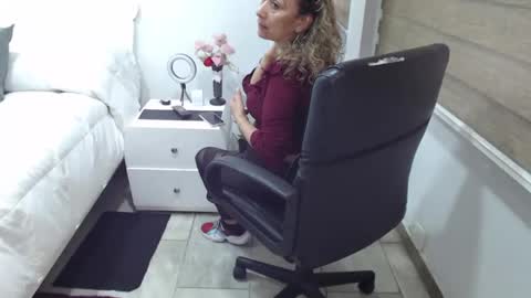 jessy online show from 02-14-25, 01:23