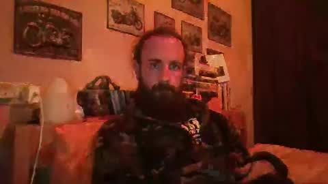 yeti_92 online show from 02-17-25, 05:53