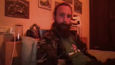 yeti_92 online show from 12-04-25, 05:54