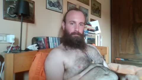 yeti_92 online show from 07-23-26, 04:16