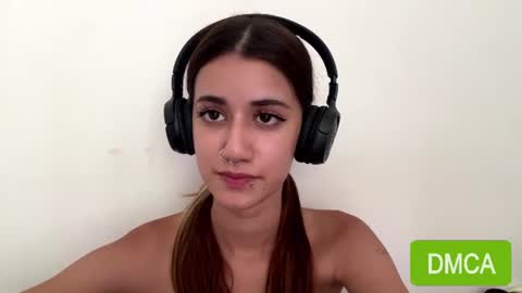 Snapshot of yettahagins chatting on 07-30-26, 01:32 Julia 3 online show from 07-30-26, 01:32