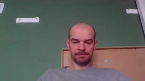 yewloo online show from 11-28-25, 07:00