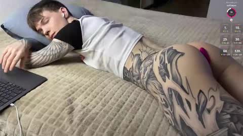 Snapshot of yexes chatting on 02-11-26, 02:49 yexes online show from 02-11-26, 02:49