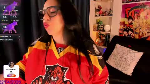 Luna online show from 04-23-26, 01:18