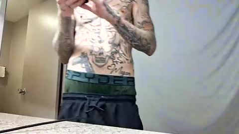 yfwb69xxx online show from 10-16-25, 02:12