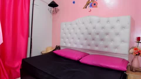 Snapshot of yineth_hot chatting on 11-08-25, 09:02 yineth_hot online show from 11-08-25, 09:02