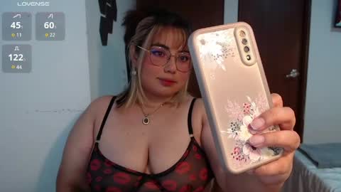 hii i am yini online show from 05-30-26, 03:25
