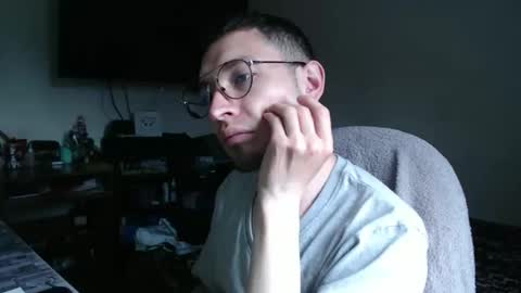 Snapshot of yinmao08 chatting on 03-23-26, 05:17 yinmao08 online show from 03-23-26, 05:17