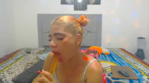 Snapshot of yinnath chatting on 01-01-25, 12:55 yinnath online show from 01-01-25, 12:55