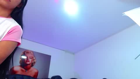 Yiovanna online show from 12-11-24, 12:34