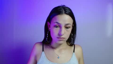 yisle online show from 03-06-26, 06:48