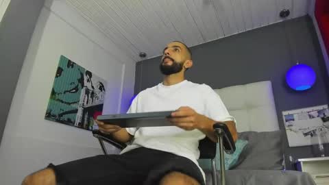 Yiyo online show from 02-09-25, 04:04