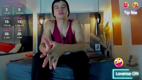 Snapshot of yizus_bonz chatting on 12-22-24, 04:28 yizus_bonz online show from 12-22-24, 04:28