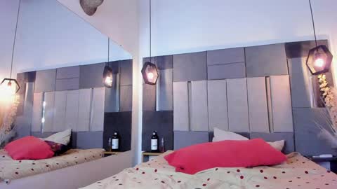 Snapshot of yizus_bonz chatting on 02-09-25, 04:04 yizus_bonz online show from 02-09-25, 04:04